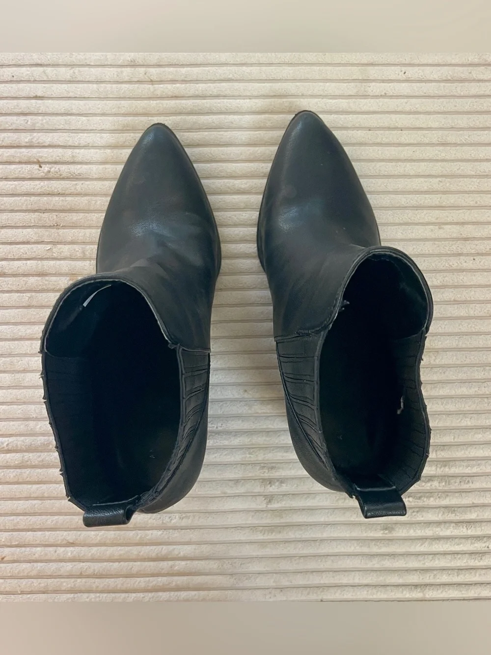 American Eagle Outfitters women’s size